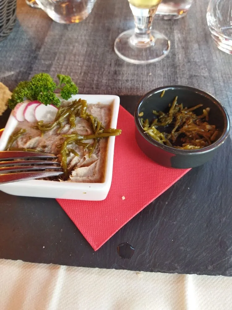 Rillettes de Canard Maison Et Salicornes